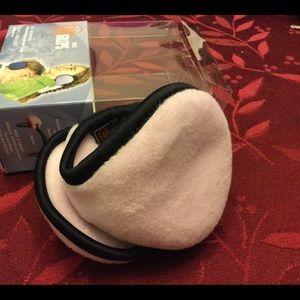 NWT Kids Ear Grips light pink ear warmers